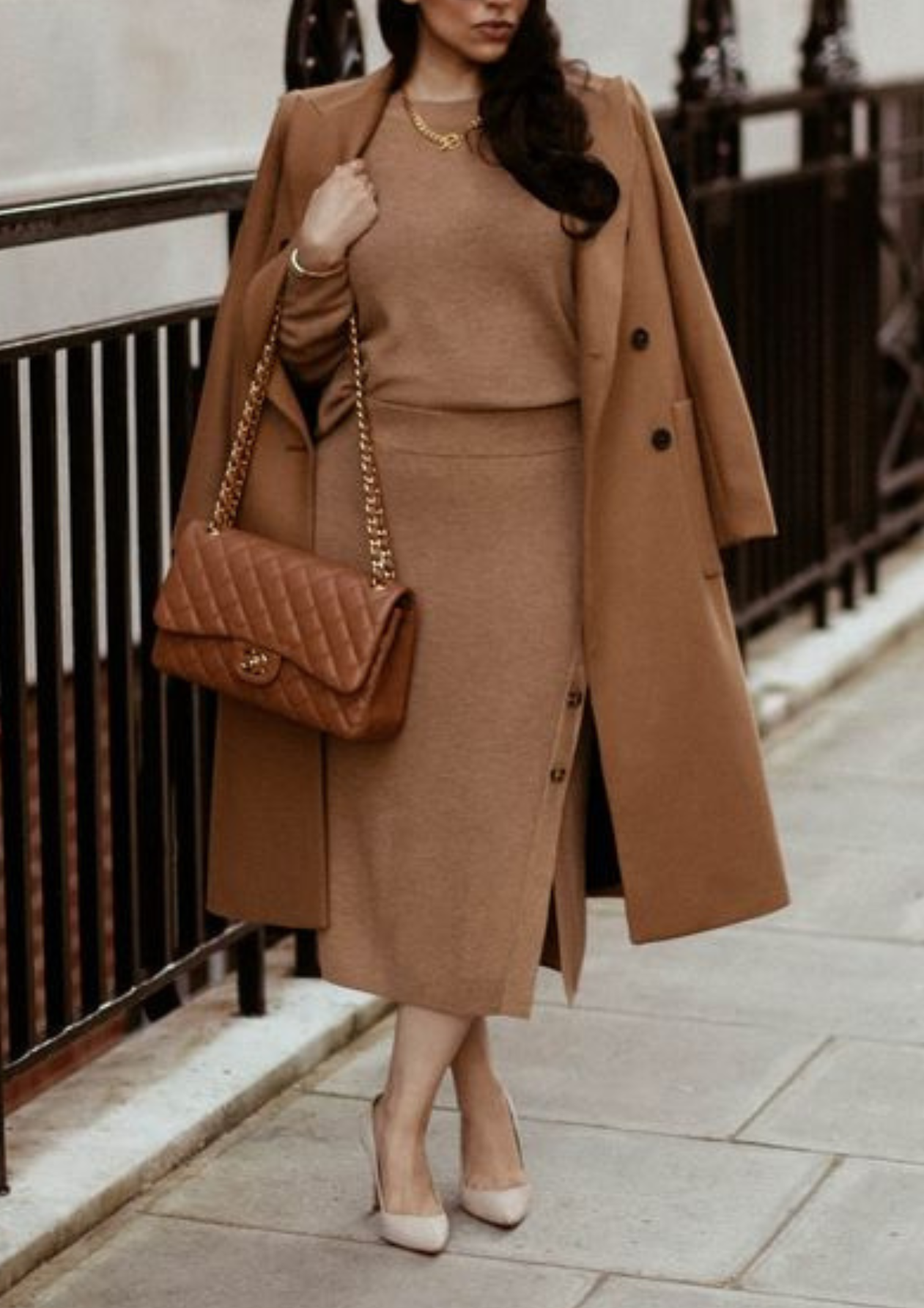 chic minimalist outfit- Brown-Top-Brown-Bottom